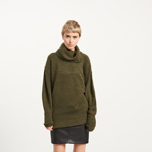 Reserved - Długi sweter z golfem - Zielony
