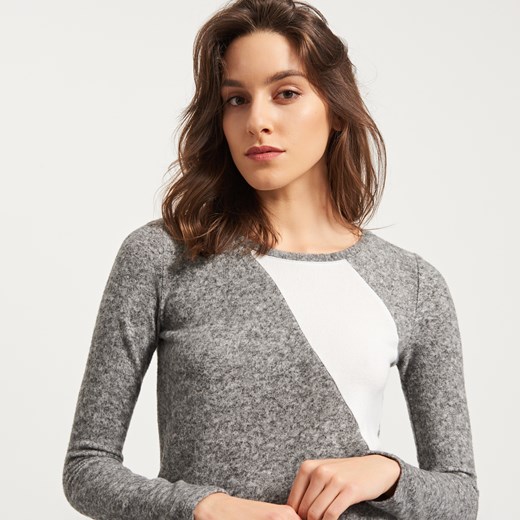 Reserved - Sweter z geometrycznym wzorem - Szary