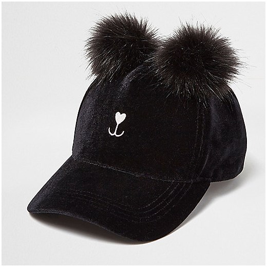 Black pom pom kitty cap 