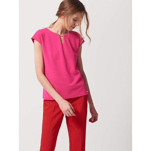 Mohito - Pudełkowa bluzka z minimalistycznym wycięciem - Różowy