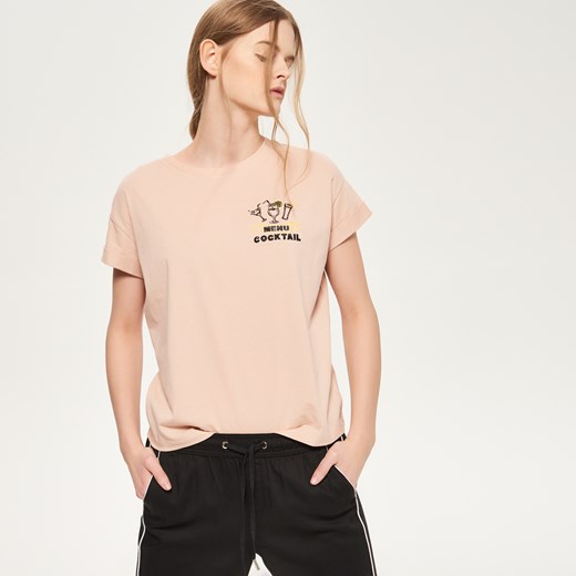 Reserved - T-shirt z wyhaftowanym napisem - Różowy