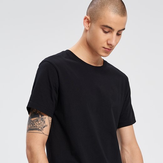 Cropp - Gładki t-shirt - Czarny