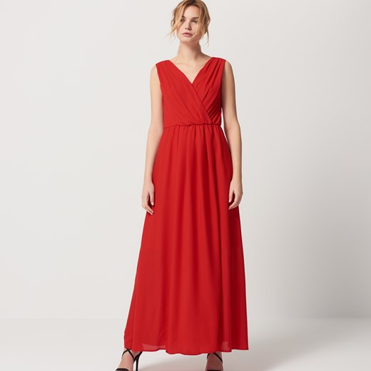 Mohito - Długa sukienka z kopertowym dekoltem - Czerwony Mohito  40 