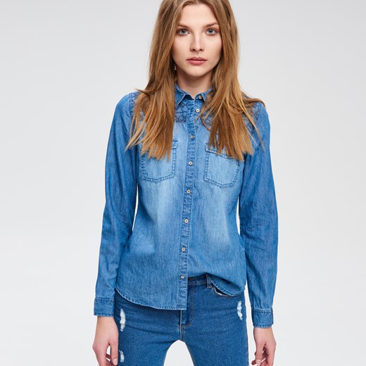 Cropp - Jeansowa koszula z haftem - Niebieski