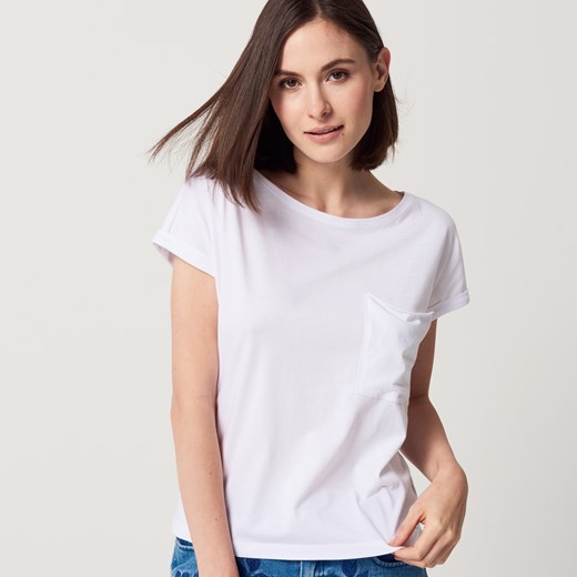 Mohito - Luźna koszulka z ozdobną kieszenią - Biały  Mohito XXS 