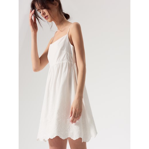 Mohito - Bawełniana sukienka na ramiączkach after hours - Biały