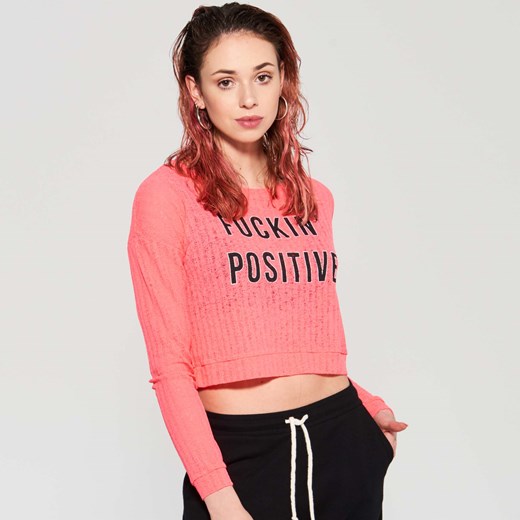 Sinsay - Krótki sweter dla odważnej dziewczyny - Różowy