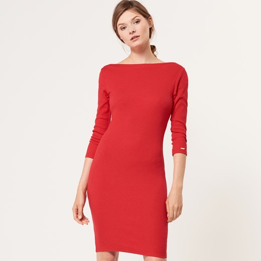 Mohito - Dopasowana sukienka ołówkowa - Czerwony Mohito czerwony XS 