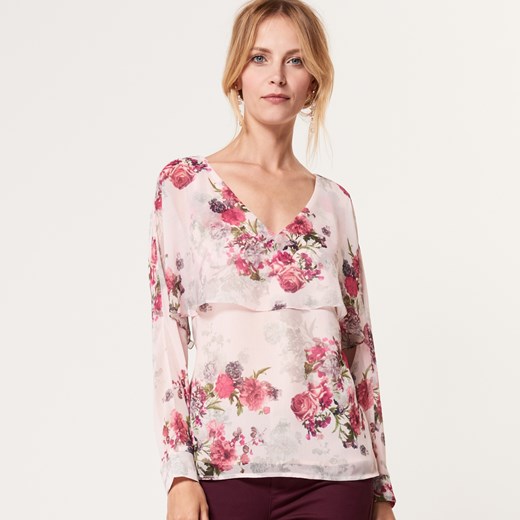 Mohito - Zwiewna bluzka z kwiatowym printem i falbaną - Wielobarwn