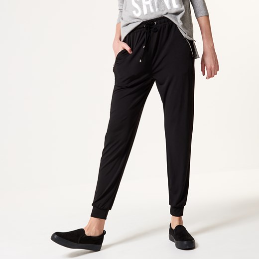 Mohito - Luźne spodnie ze ściągaczem - Czarny