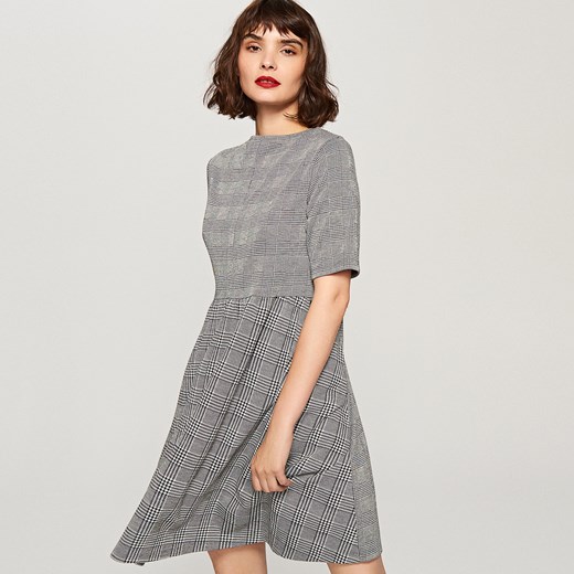 Reserved - Sukienka w kratę - Wielobarwn Reserved szary XS 