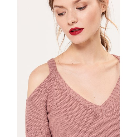 Mohito - Zmysłowy sweter z wycięciem przy ramionach - Różowy bezowy Mohito S 