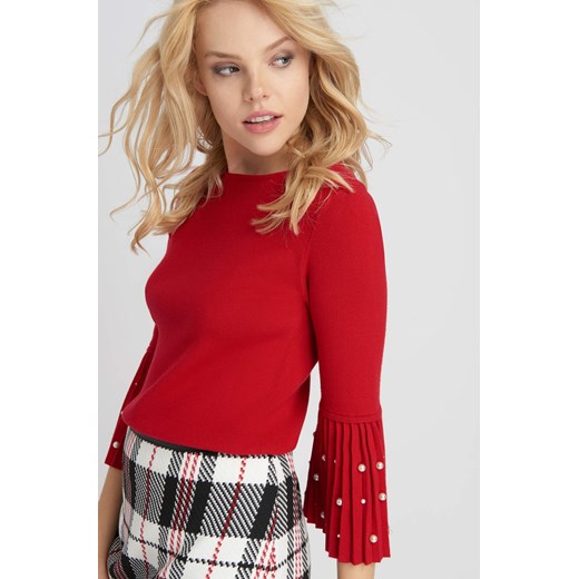 Sweter z rozkloszowanymi rękawami czerwony Orsay L orsay.com