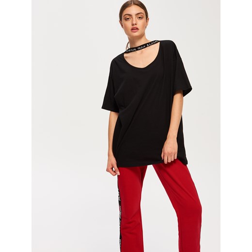 Sinsay - Bluzka oversize z chokerem - Czarny Sinsay czarny XS