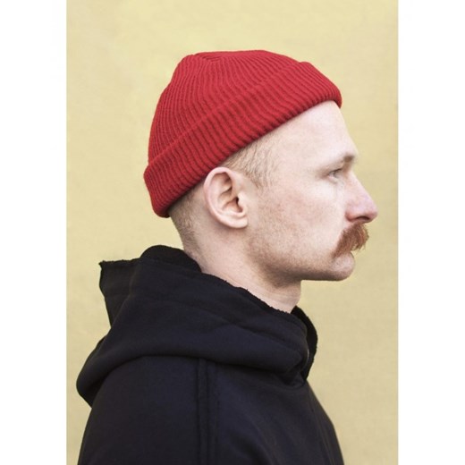 Czapka Beanie Docker Short in Red The Hive czerwony OneSize showroom.pl