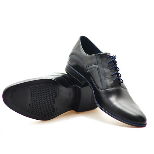 Pantofle Pan 889 Czarne licowe