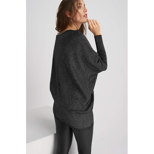 Asymetryczny sweter z połyskiem szary ORSAY S orsay.com