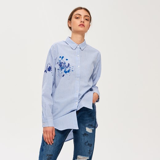 Sinsay - Prążkowana koszula z artystycznym nadrukiem - Niebieski niebieski Sinsay XL 