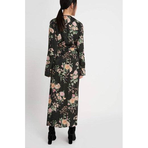 Sukienka maxi w azjatyckim stylu ORSAY 34 orsay.com