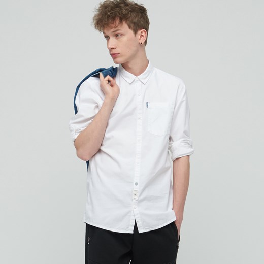 Cropp - Koszula z kieszenią - Biały
