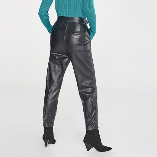 Reserved - Spodnie z wysoką talią redesign - Czarny