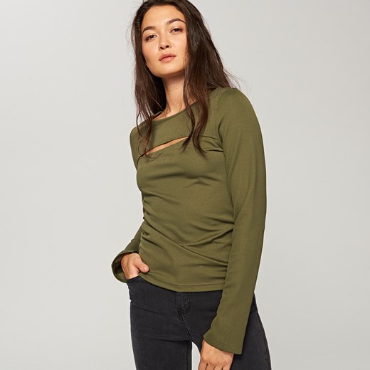 Reserved - Bluzka z pęknięciem na dekolcie - Zielony