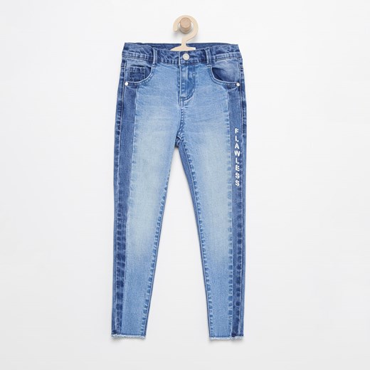 Reserved - Spodnie jeansowe slim fit - Niebieski niebieski Reserved 98 