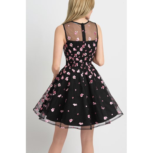 Rozkloszowana mini-sukienka z haftem ORSAY czarny 38 orsay.com