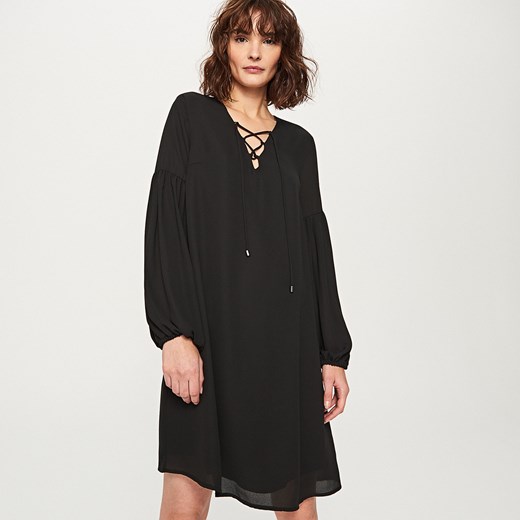 Reserved - Sukienka z ozdobnym dekoltem - Czarny Reserved czarny 42 
