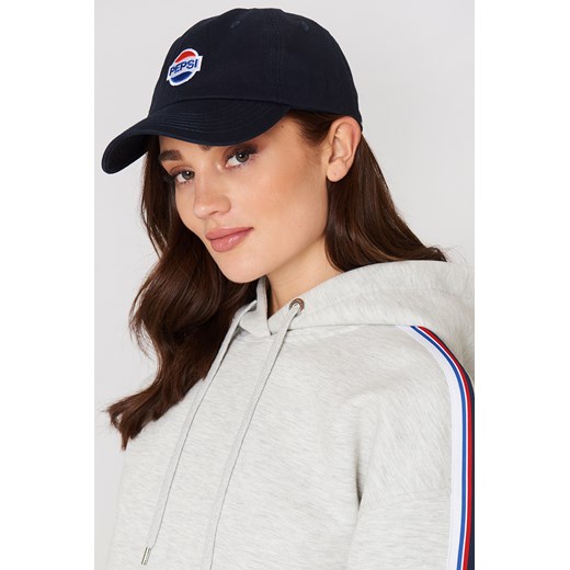 Czapka z daszkiem Sweet Pepsi Gone Logo Sweet Sktbs czarny One Size NA-KD