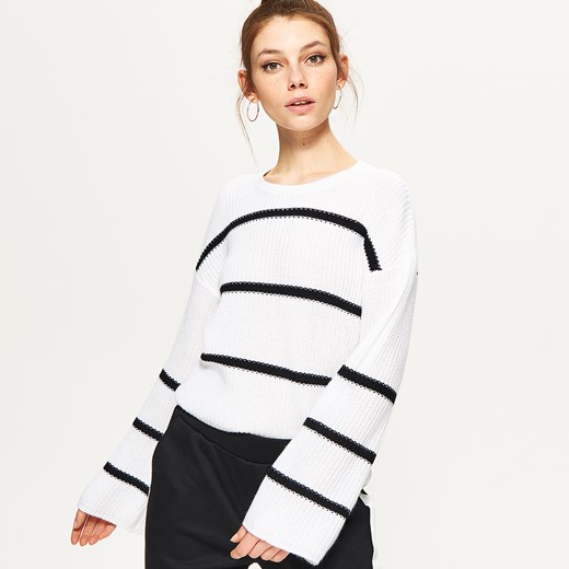 Cropp - Krótki sweter oversize w paski - Biały Cropp  M 