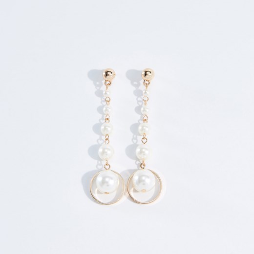 Mohito - Wiszące kolczyki z ekologicznymi perłami - Złoty Mohito bialy One Size 