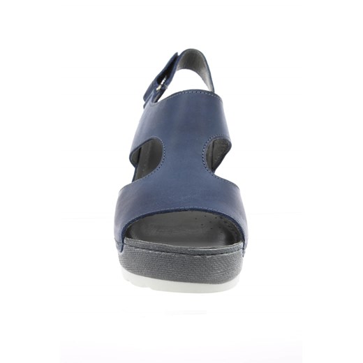 Niebieskie skórzane sandały Gino Fabiani 859 Gino Fabiani 37 trendybuty.pl