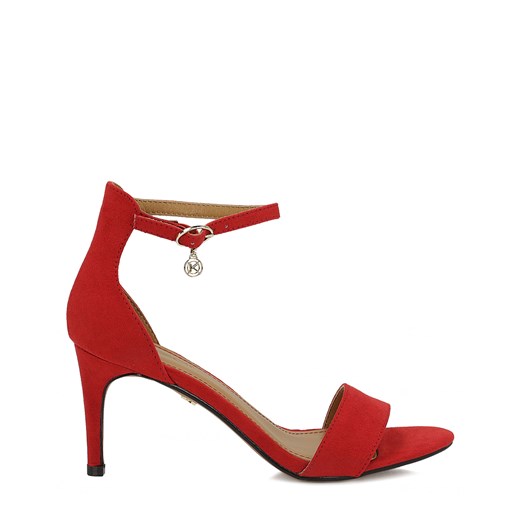 Czerwone sandały damskie