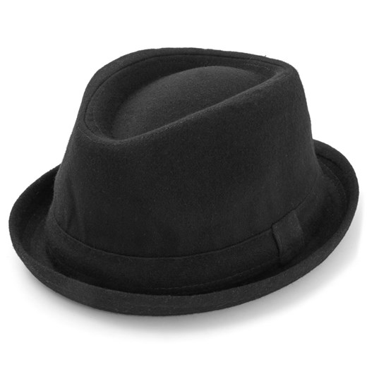 Czarny filcowy kapelusz