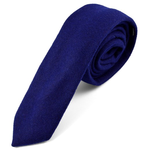 Ręcznie wykonany niebieski krawat w surowym stylu Trendhim   