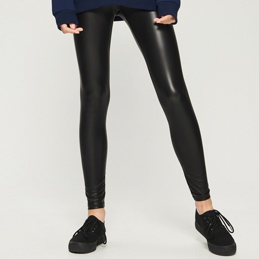 Sinsay - Legginsy z efektem skóry - Czarny Sinsay XS