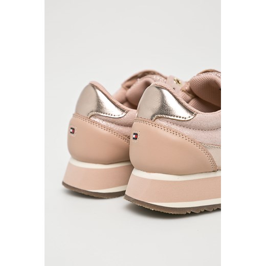 Tommy Hilfiger sneakersy damskie różowe bez wzorów ze skóry 