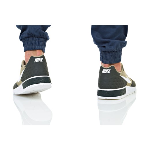 BUTY NIKE NIGHTGAZER LW SE 902818-200 Nike 43 Natychmiastowo