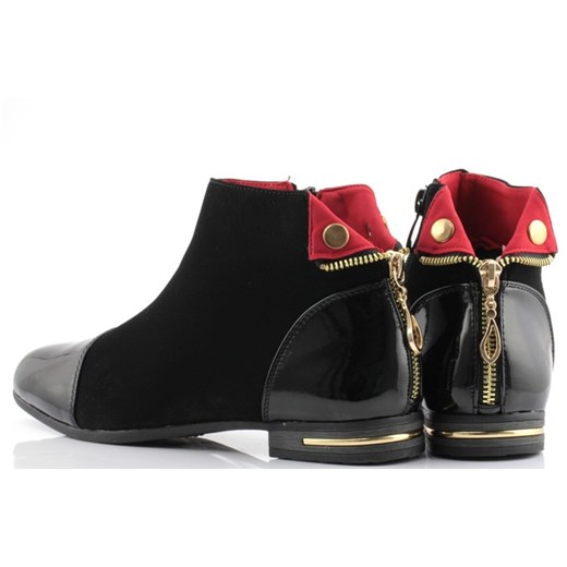 Czarne sztyblety z lakierowanym noskiem - Obuwie Royalfashion.pl 39