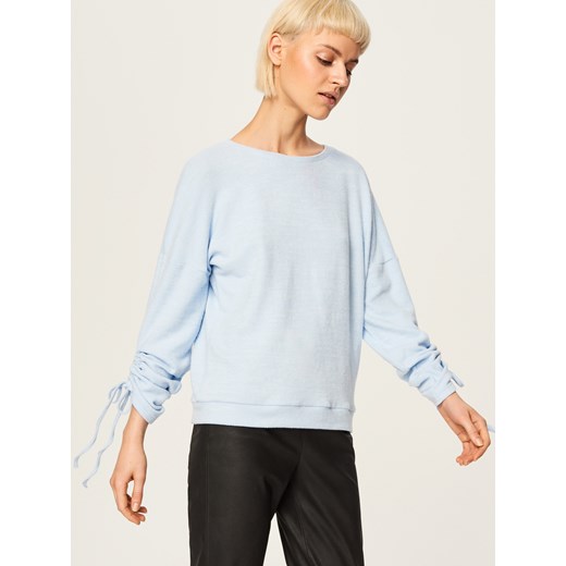 Reserved - Sweter z wiązanymi rękawami - Niebieski