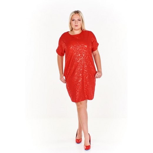 Sukienka Fokus czerwona na spotkanie biznesowe w abstrakcyjnym wzorze midi z krótkim rękawem prosta 