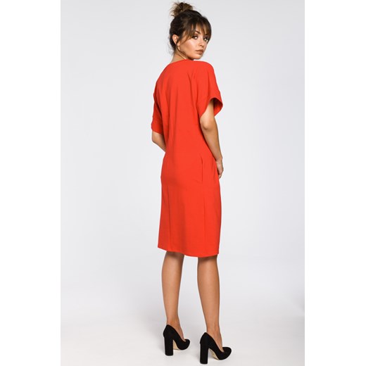 CM3183 Dresowa sukienka z zakładkami - czerwona
