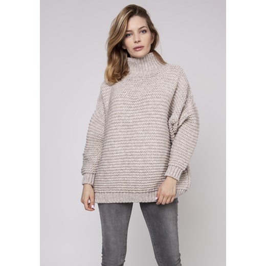 CM3872 Luźny sweter z grubej przędzy - beżowy