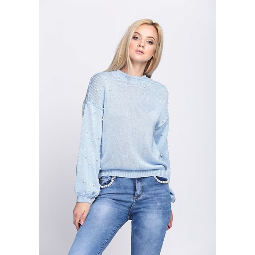 Niebieski Sweter Over The Shoulders