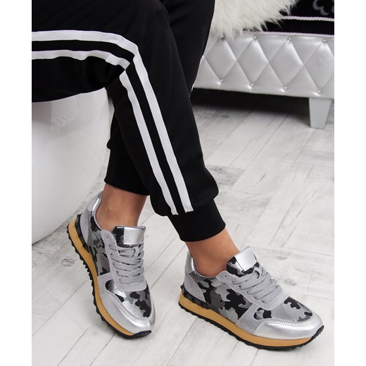 Buty sportowe damskie srebrne na płaskiej podeszwie 