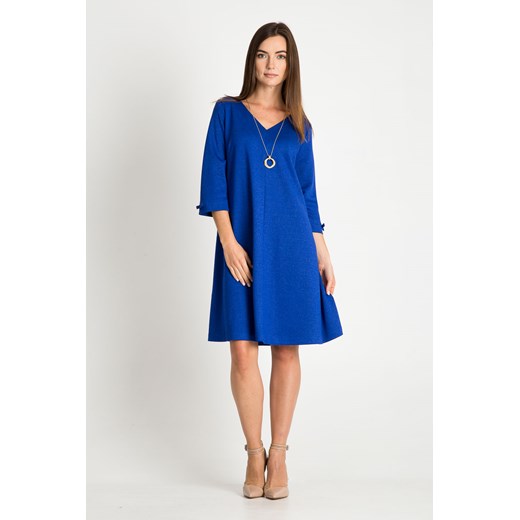 Niebieska sukienka Quiosque rozkloszowana z długim rękawem 