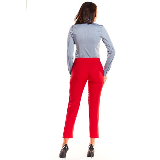 CM3935 Klasyczne biurowe spodnie - czerwone Awama  38 (M) Cudmoda