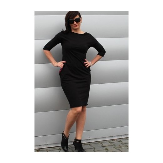 Sukienka Szarymary czarna z długim rękawem na spotkanie biznesowe 
