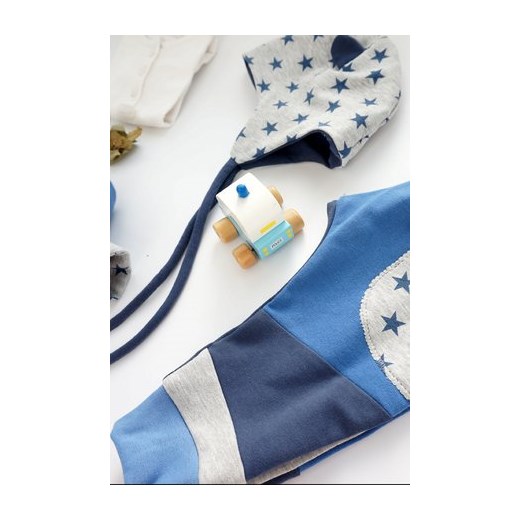 Zestaw upominkowy dla dzieci  - 3 szt. : spodnie, czapka, kapcie Rozmiar 0-2 lat Bawełna Eco prezent dla noworodka